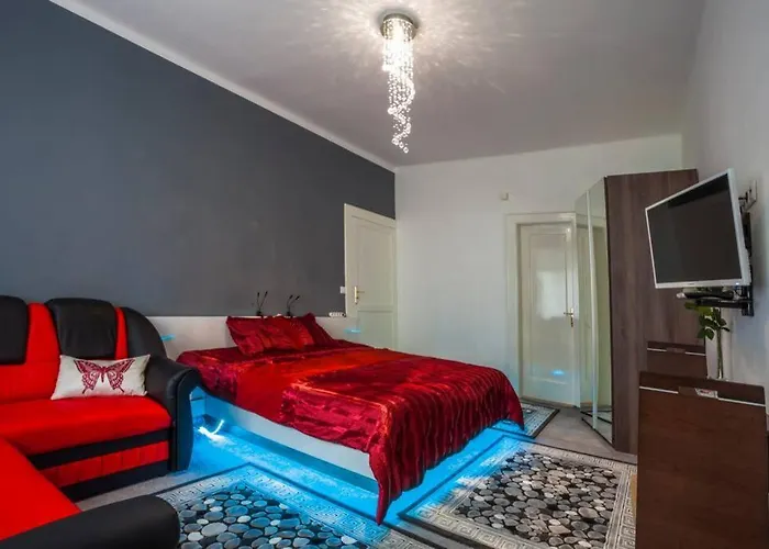 Luxury Air-conditioned Family Spitalska Old Town *