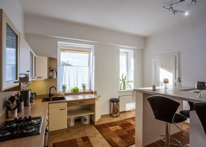 Luxury Air-conditioned Family Spitalska Old Town Apartmán *