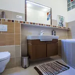 Luxury Air-conditioned Family Spitalska Old Town Apartment